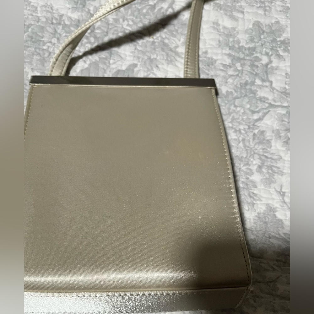 Vintage Nine West Elegant Cream Handbag